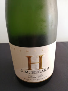 Bouteille de Champagne Demi Sec Champagne HERARD étiquette de Champagne buée